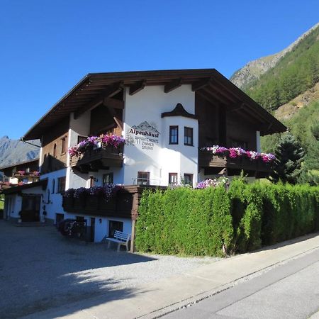 Отель Alpenhaeusl Зёльден Экстерьер фото